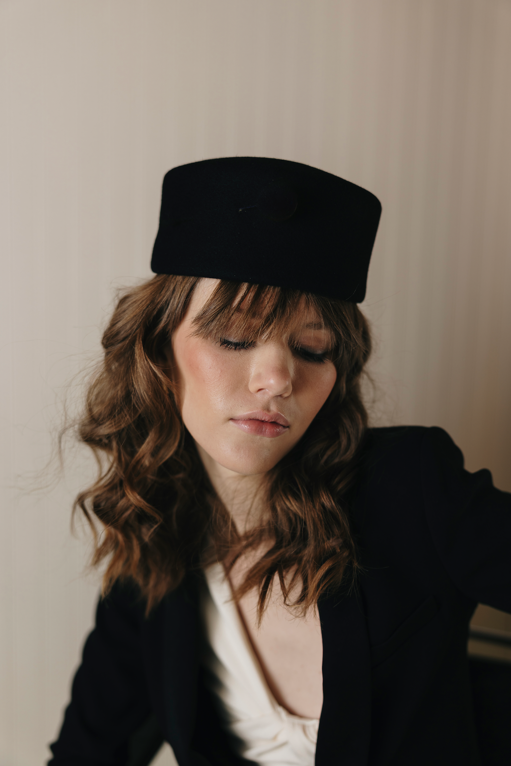 Ladylike Pillbox Hat in Felt