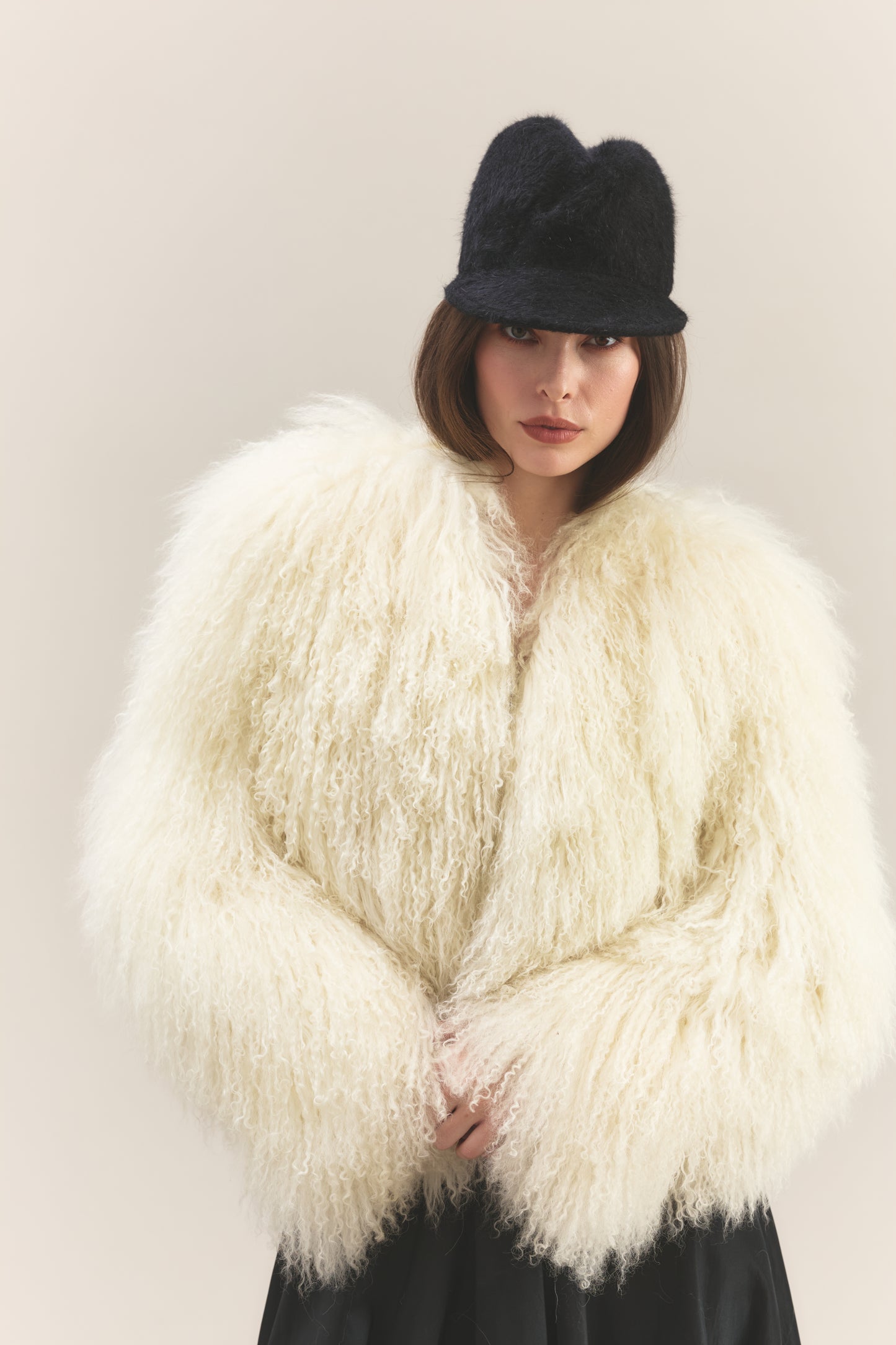 Black Wool felt hat on model
