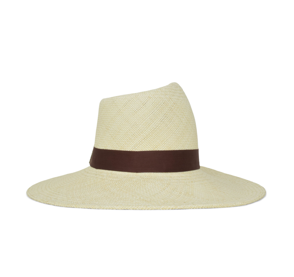 Womens beige woven hat 