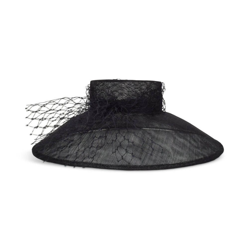 【未使用近】定価19,250円 BOXED HAT 7cm brimgrosgr Elegant Occasion Black Hat Alix Earle | The Joanne Gigi Burris